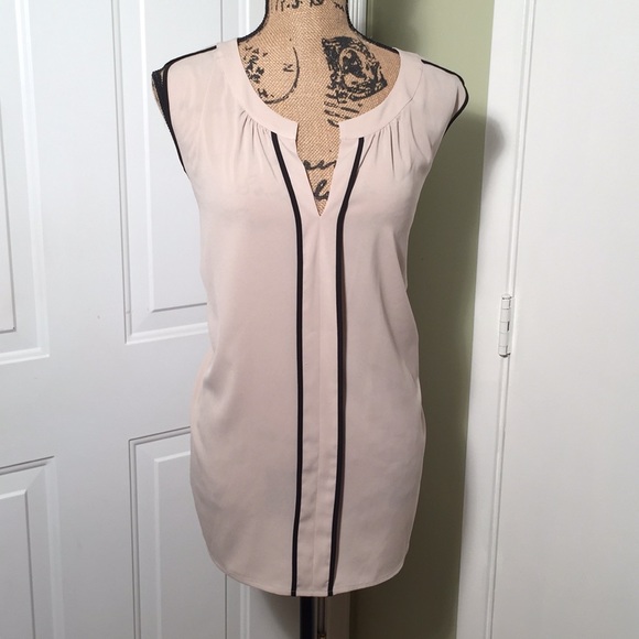 Calvin Klein Tops - Lovely Calvin Klein delicate sleeveless top